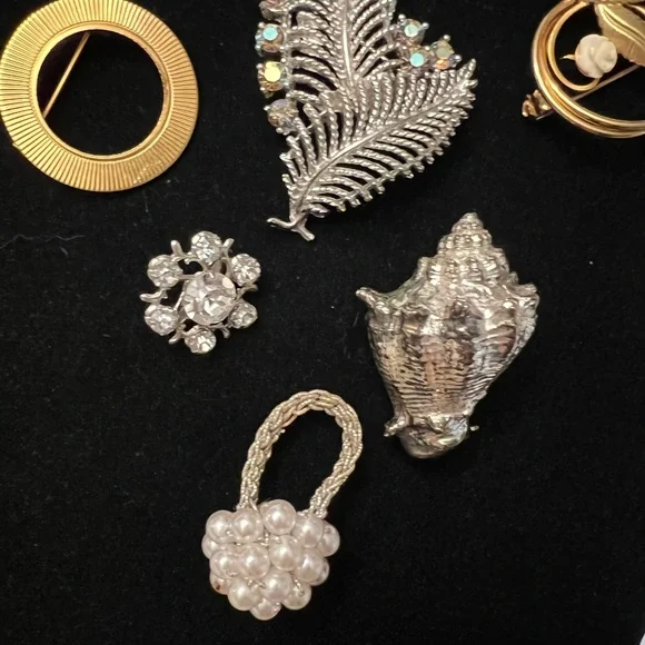 Lot of 11 vintage pins brooches - Picture 2 of 5